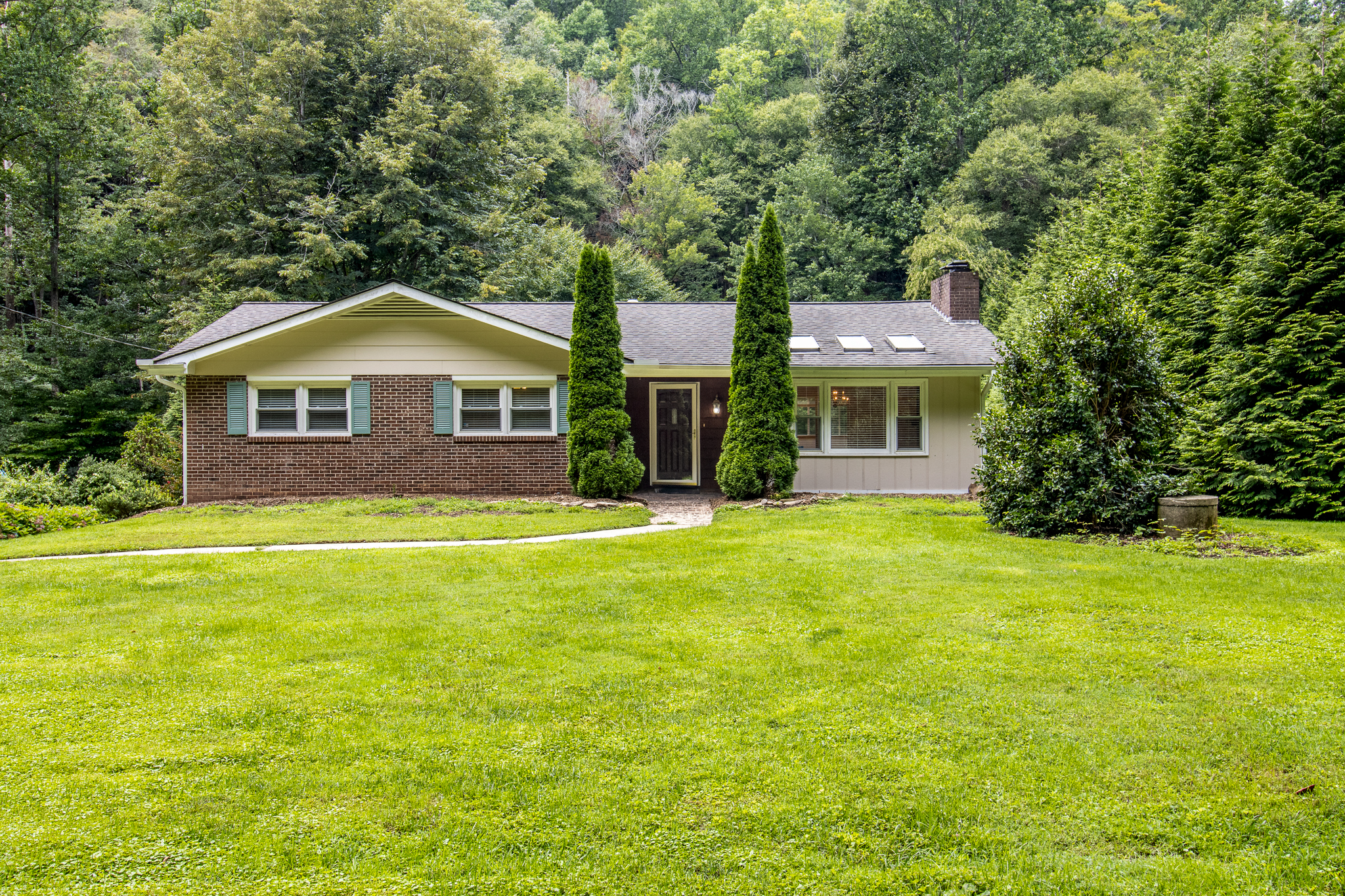 493 Kings Creek Road