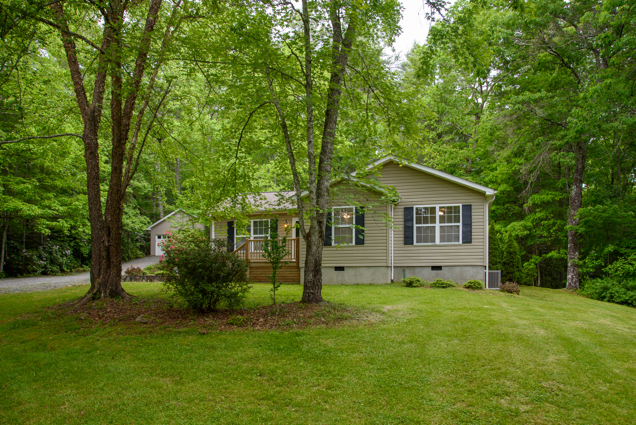 34 Sugar Creek Drive